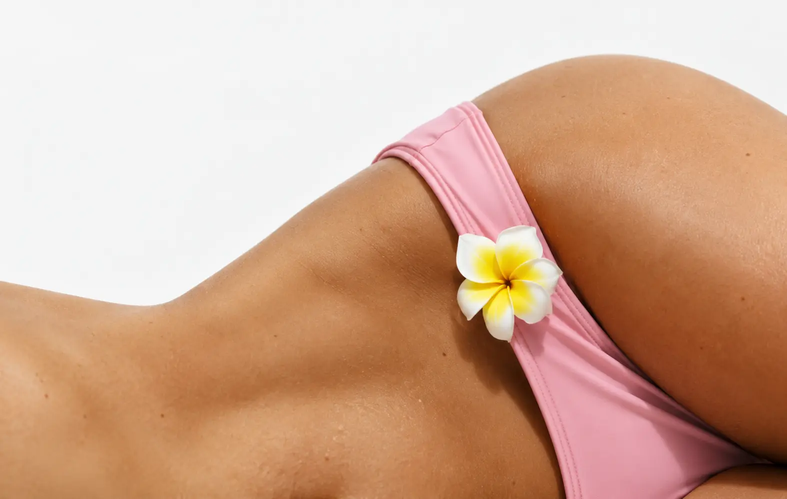 How to Help Your Skin Recover After Bikini Waxing
