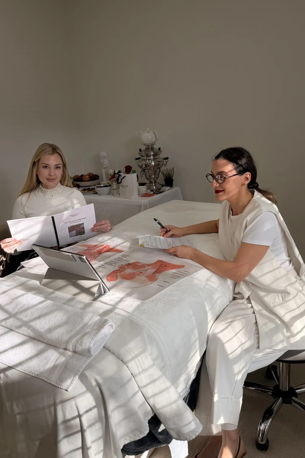 Facial specialist license in Florida: what it takes